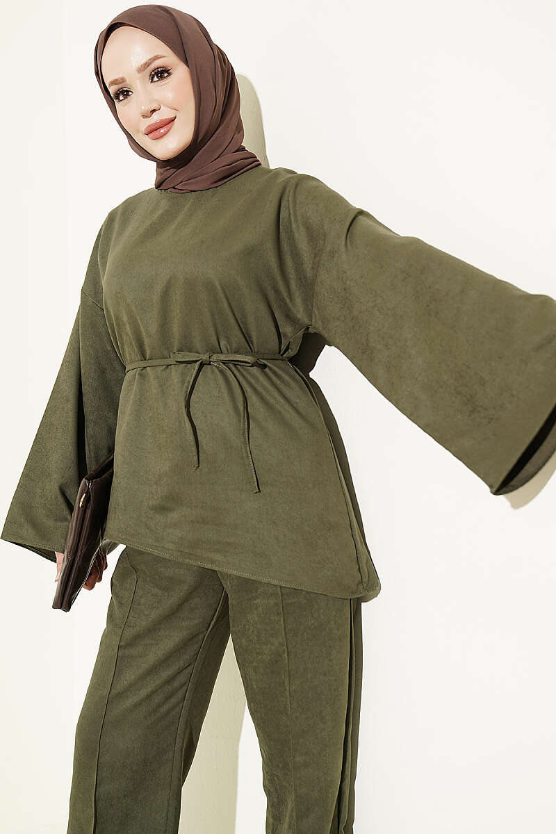 Wide-Sleeve Two-Piece Set with Cord Belt - Khaki