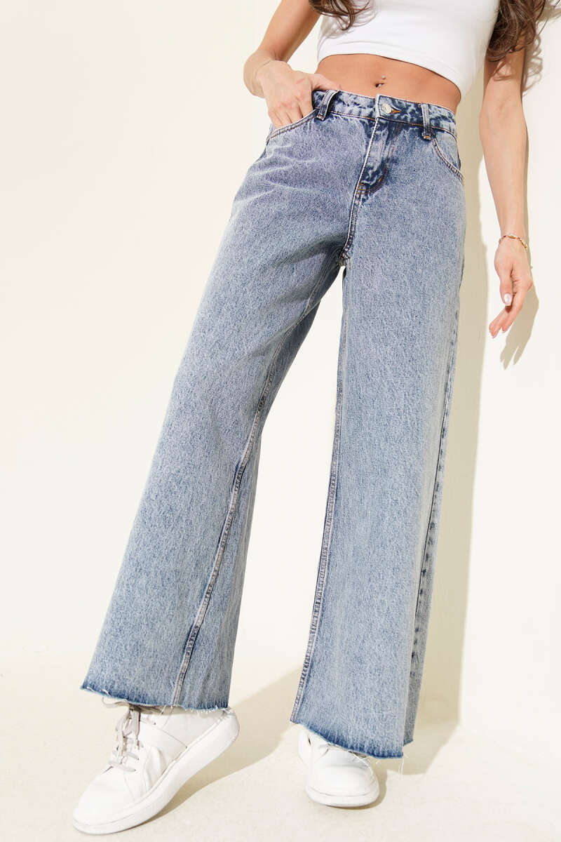 Wide Laser-Cut Hem Jeans - Denim Blue