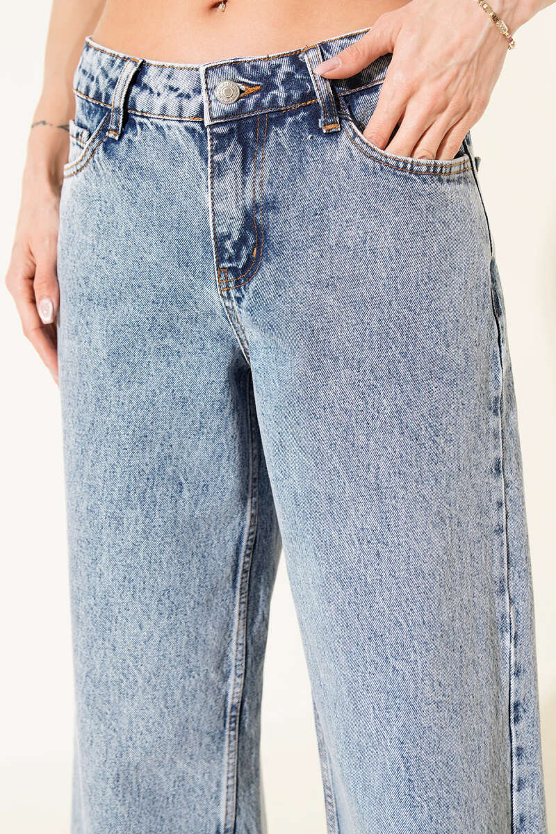 Wide Laser-Cut Hem Jeans - Denim Blue