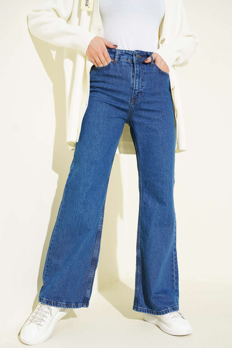 Wide-Leg Button Jeans with Soft Wash - Blue