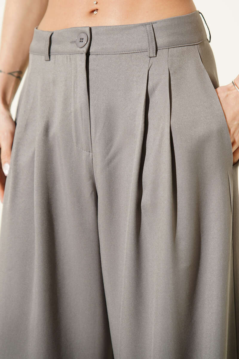 Loose Wide-Leg Pleated Pants - Grey