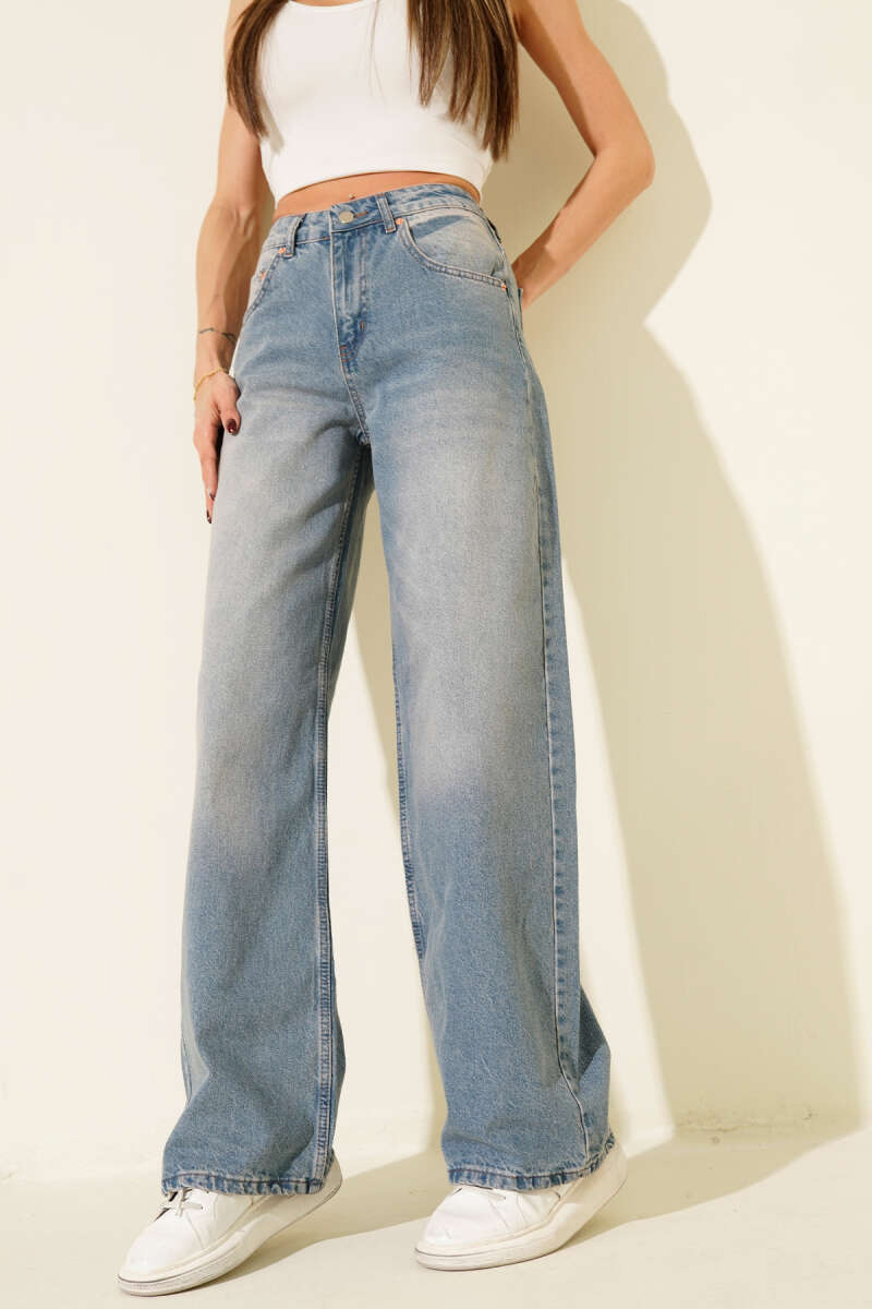 Loose Wide-Leg Denim Palazzo Pants - Tinted Wash