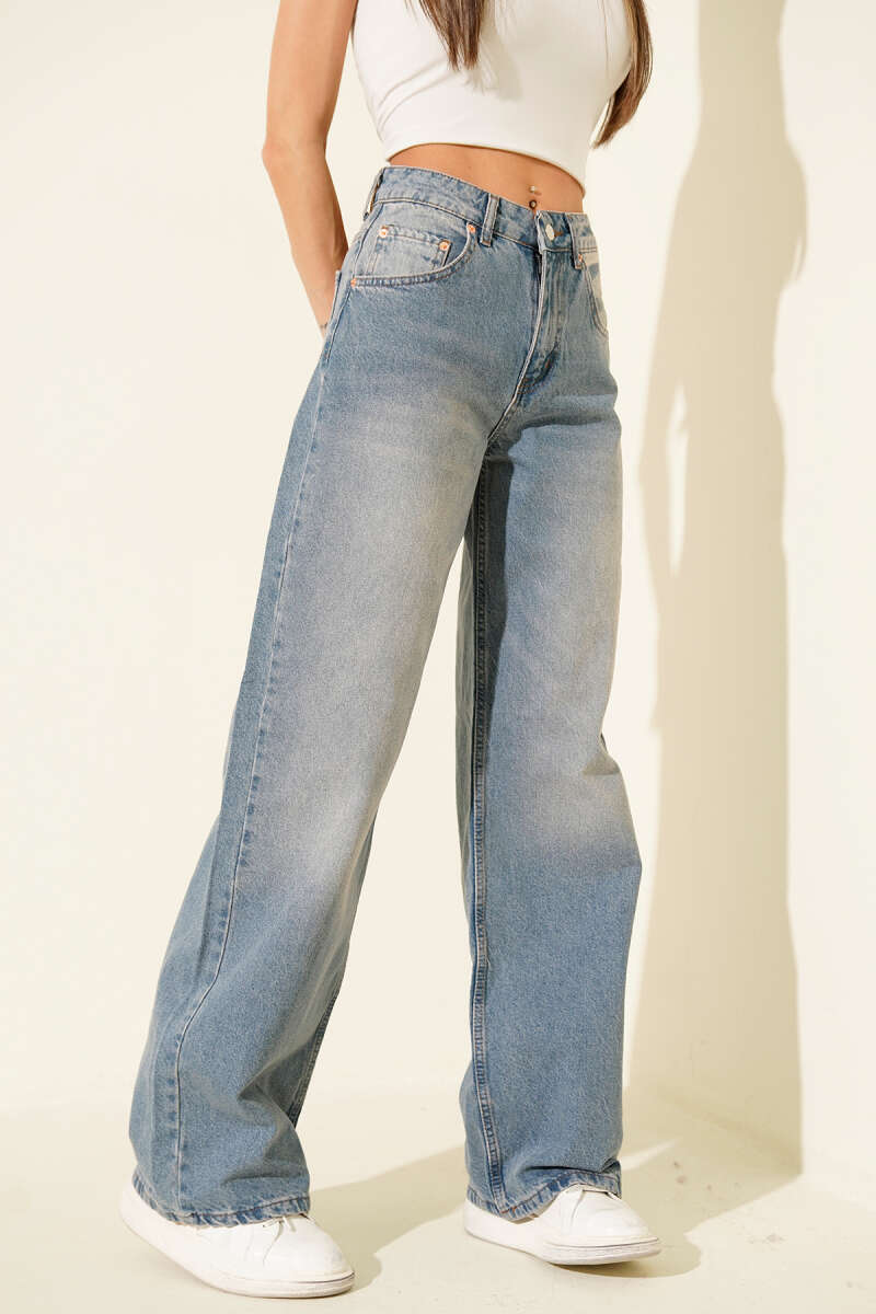 Loose Wide-Leg Denim Palazzo Pants - Tinted Wash