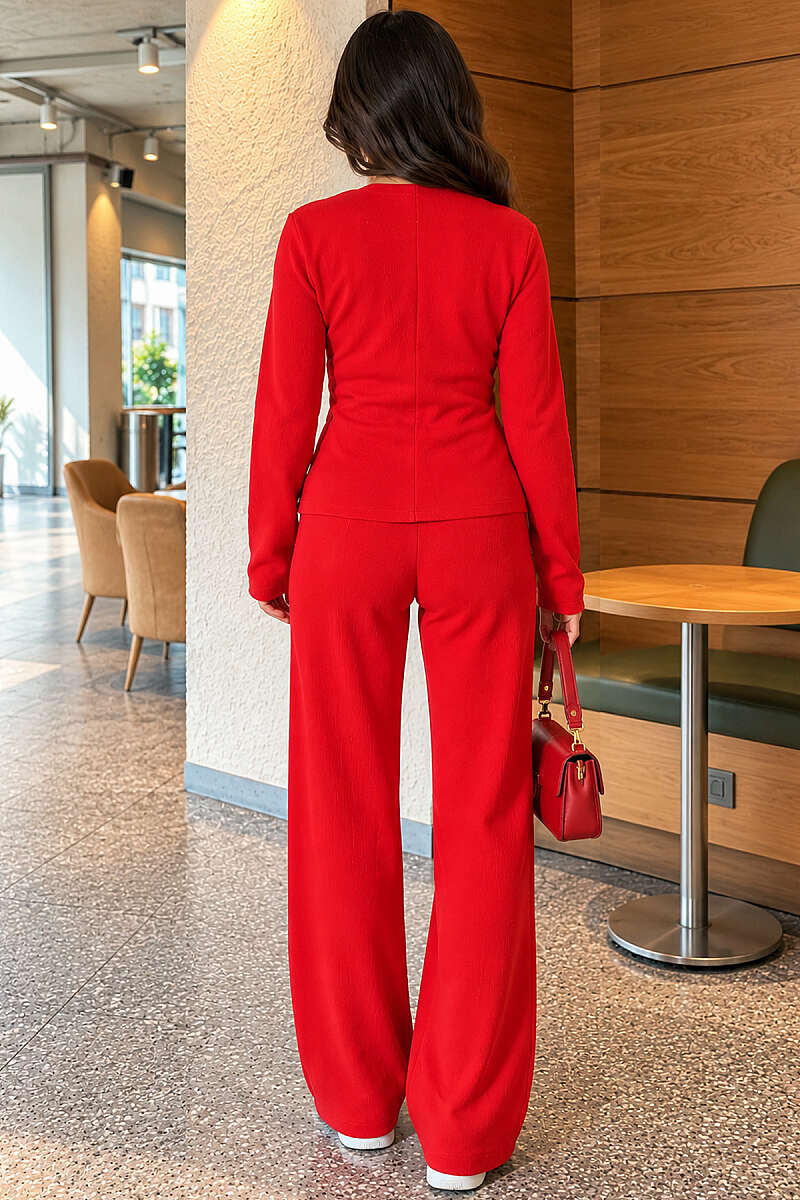 Basic Two-Piece Set with Blouse and Wide-Leg Pants - Red