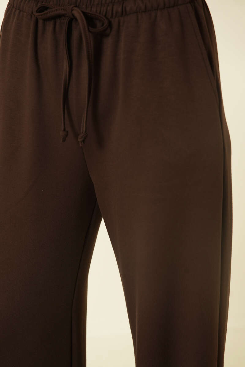 Wide-Leg Loycha Pants with Pockets - Brown