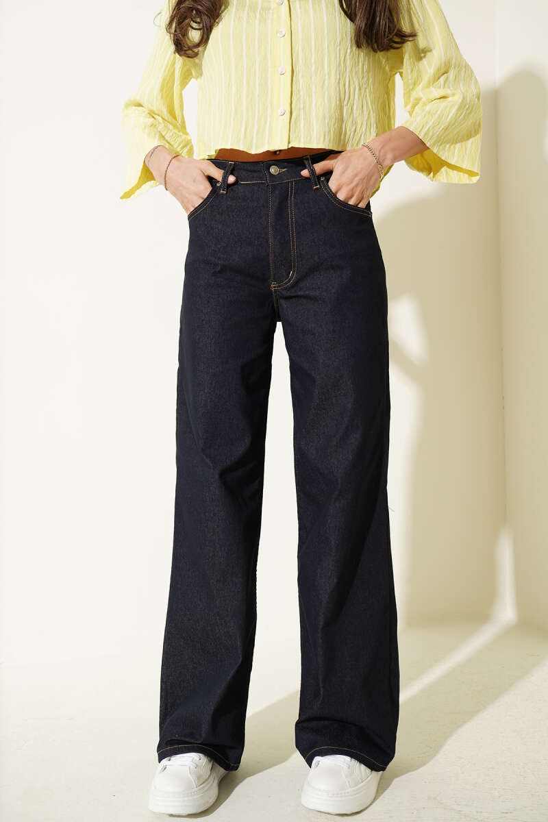 Wide-Leg Button Jeans - Navy