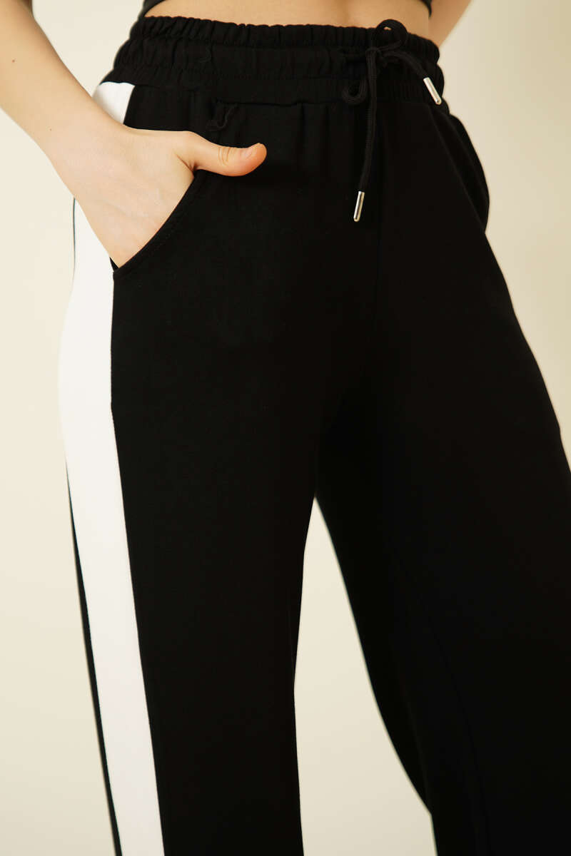 Snap-Button Loycha Pants with Wide Stripe - Black