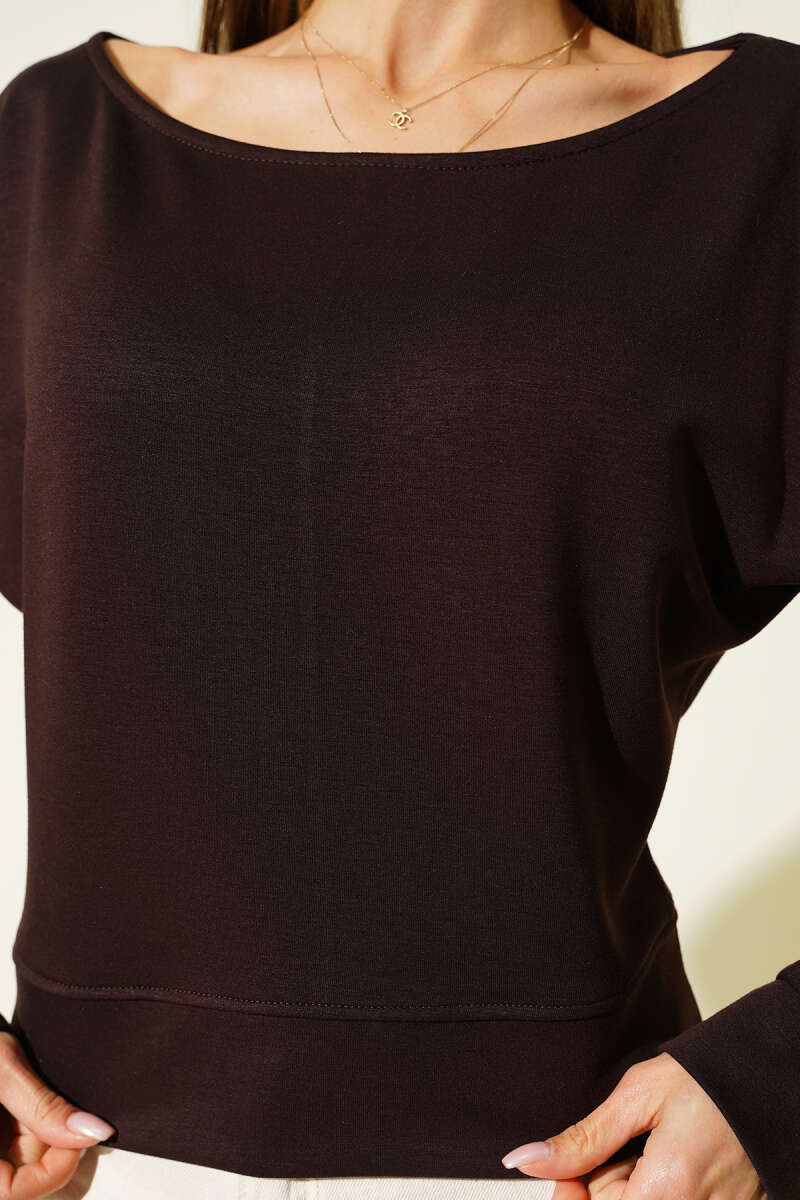 Wide-Neck Loycha Blouse - Brown