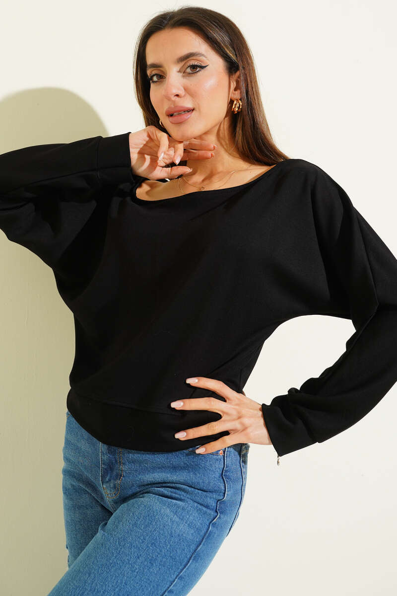Wide-Neck Loycha Blouse - Black