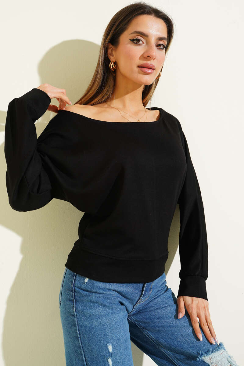 Wide-Neck Loycha Blouse - Black