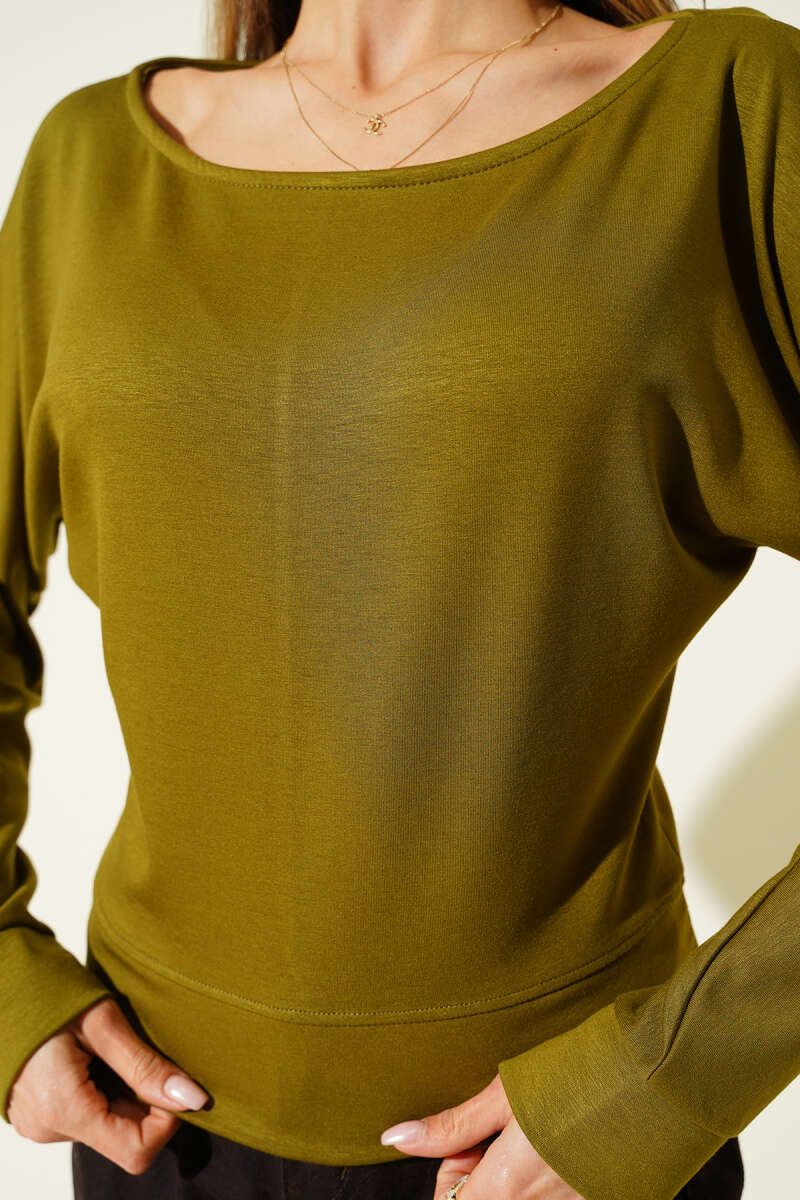 Wide-Neck Loycha Blouse - Olive