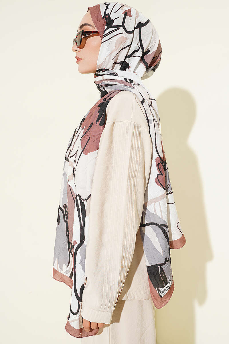 Geometric Floral Shawl - Light Brown