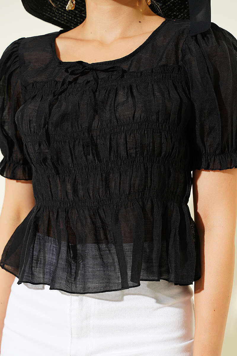 Short-Sleeve Guipure Tulle Blouse - Black