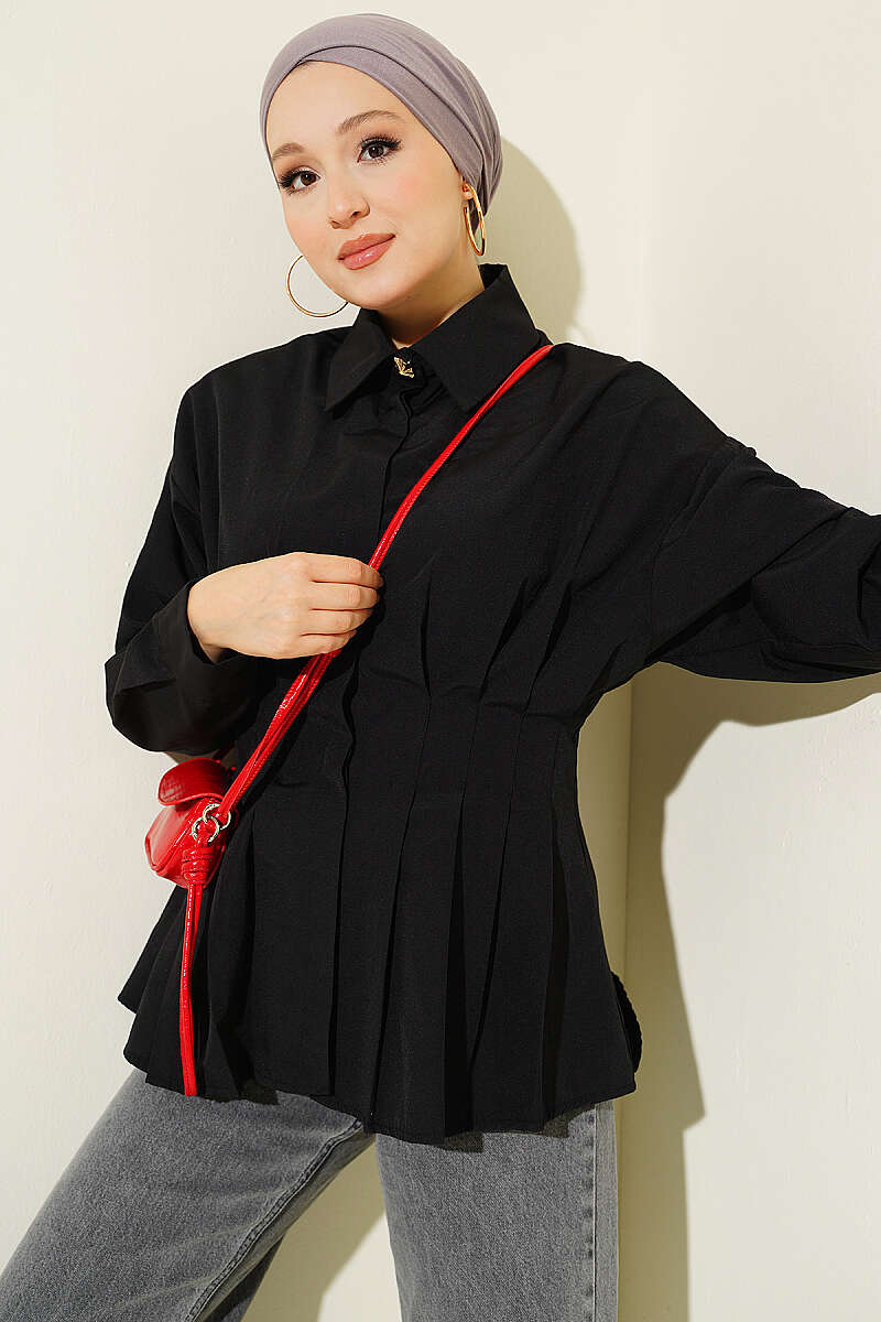 Shirt with Concealed Buttons and Waist Darts - Black