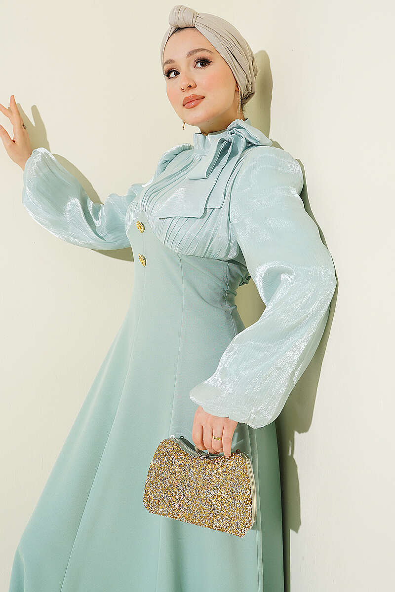 Puff-Sleeve Evening Dress with Gold Accessory - Mint