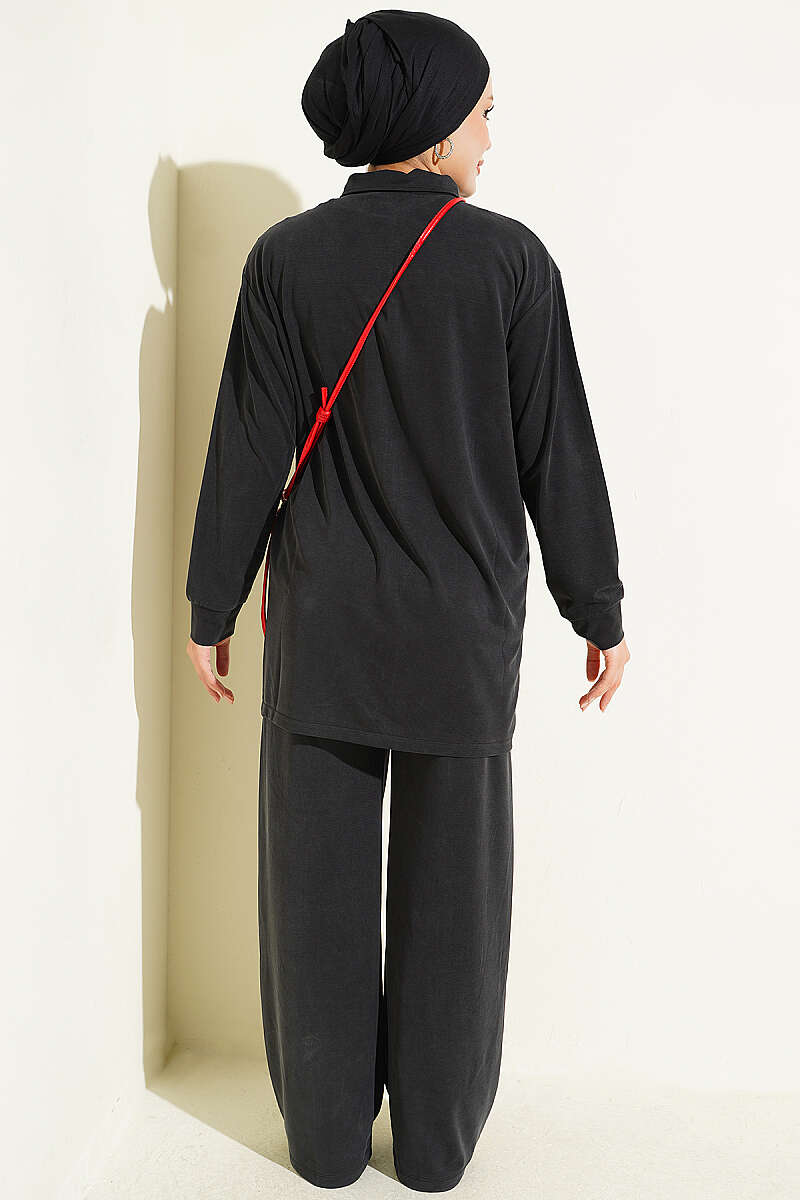 Tencel Two-Piece Set with Gold Accessory - Black