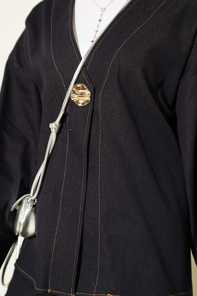 Two-Piece Set with Gold Brooch - Navy