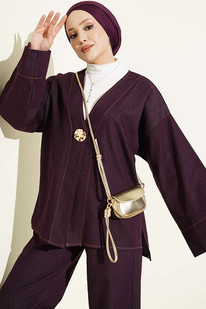 Two-Piece Set with Gold Brooch - Plum