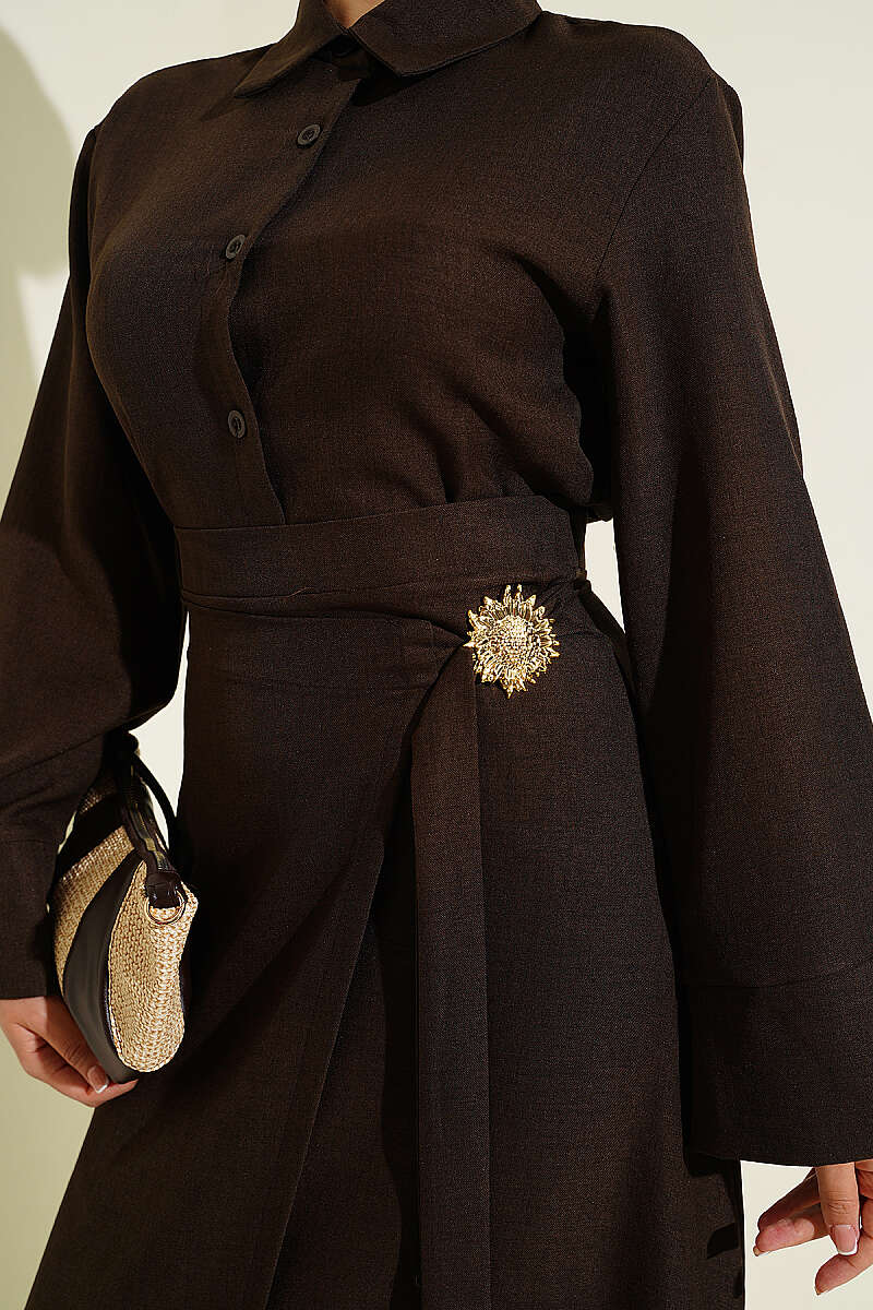 Skirt Set with Gold Flower Accessory - Brown