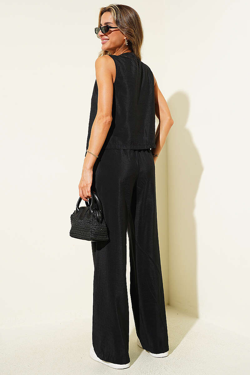 Sleeveless Two-Piece Set with Gold Detail - Black