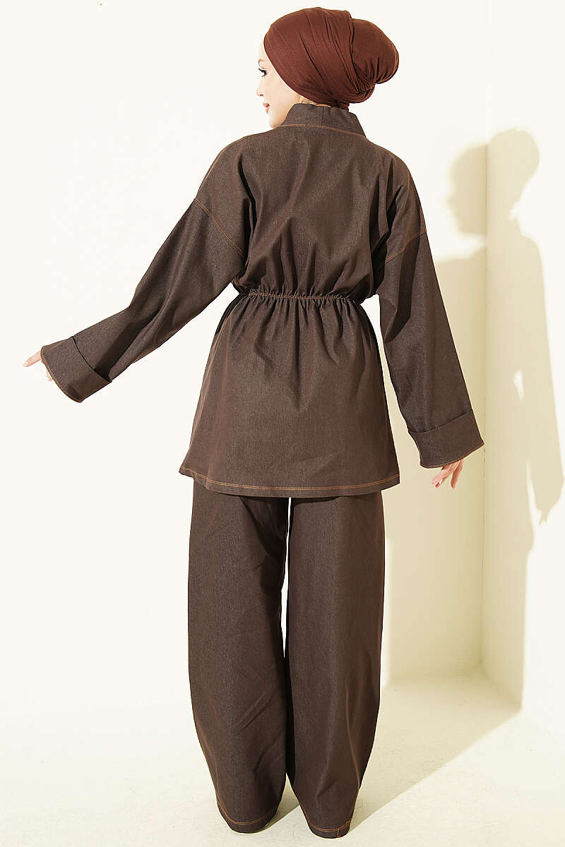 Two-Piece Set with Gold Buttons and Elastic Waist - Dark Brown
