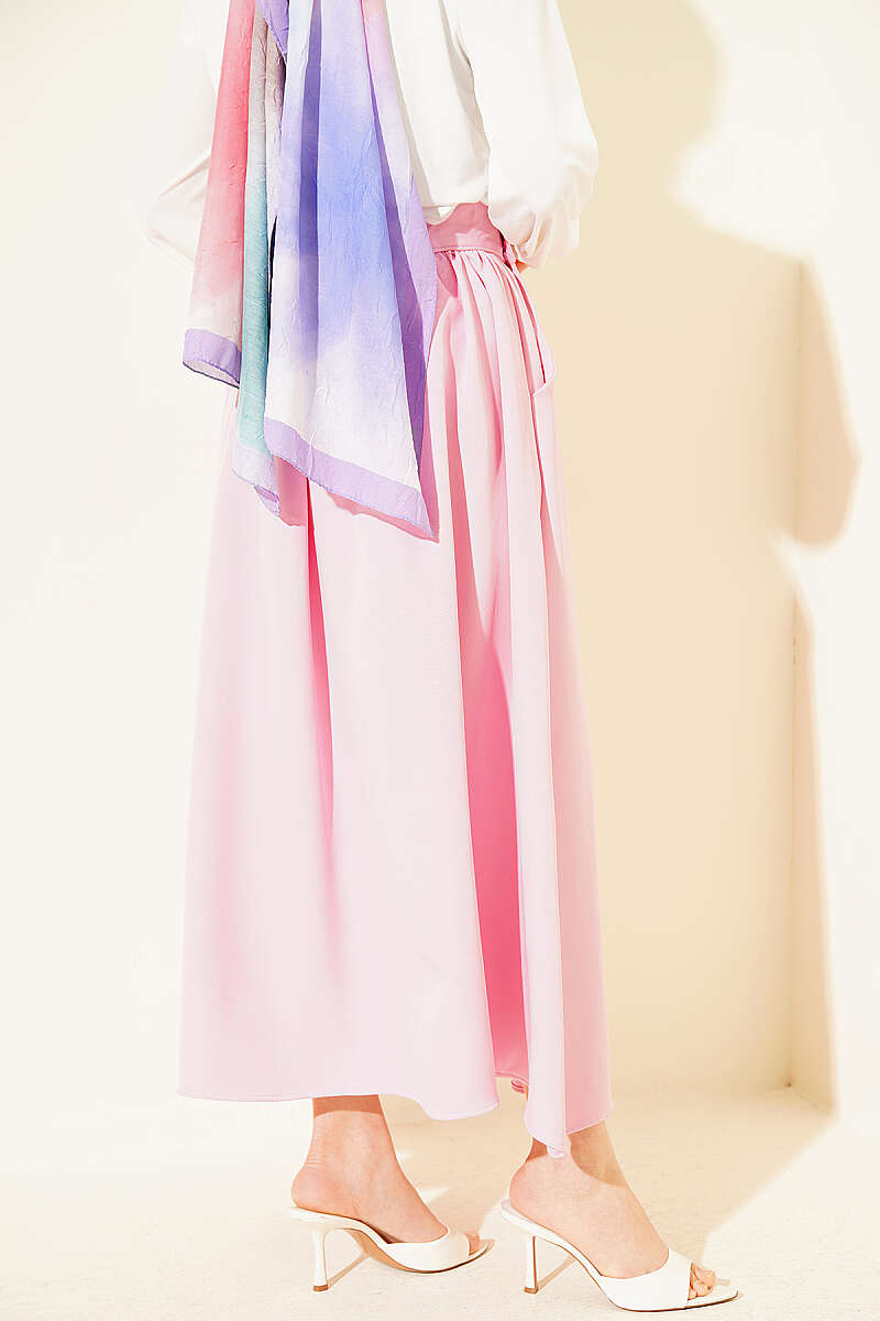 Double-Knit Skirt with Pockets and Gold Buttons - Pink