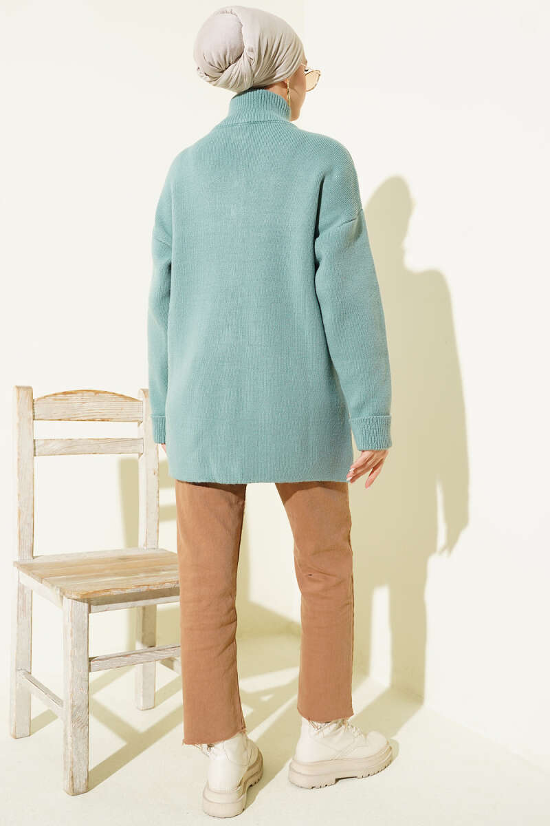 Pocket Knit Cardigan with Gold Buttons - Mint