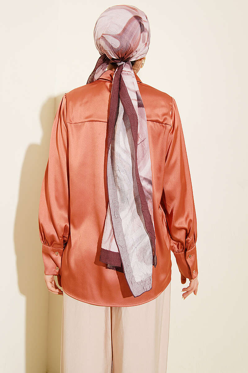 Short Satin Shirt with Gold Buttons - Onion Skin