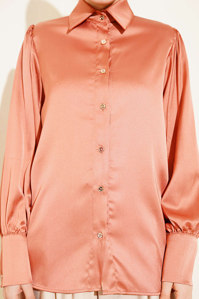 Short Satin Shirt with Gold Buttons - Onion Skin