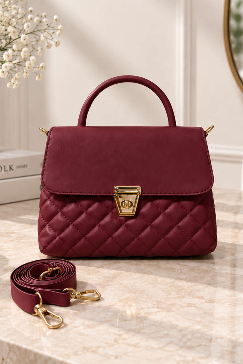 Quilted Handbag with Gold Lock - Burgundy