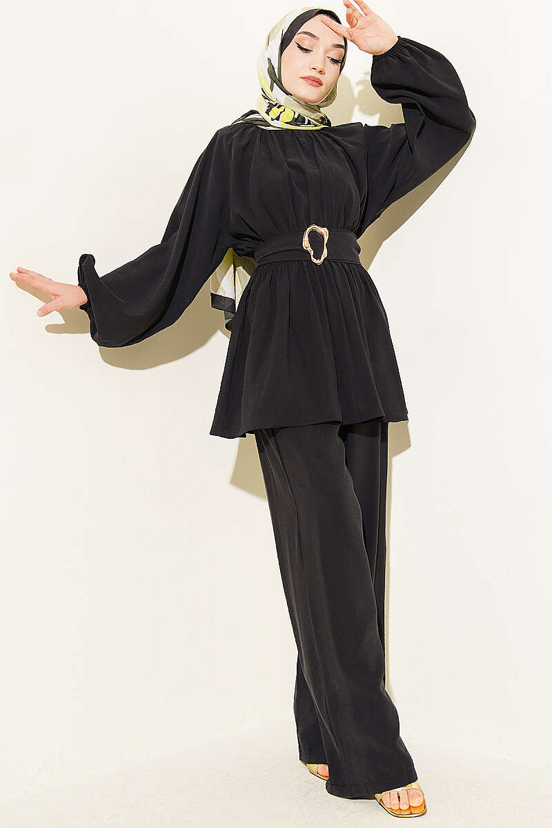 Modal Two-Piece Set with Gold Buckle and Elastic Waist - Black