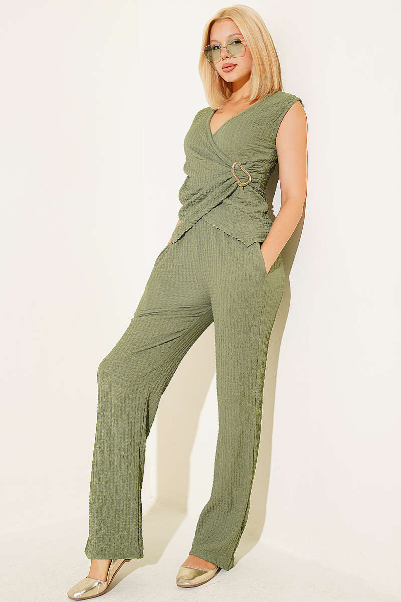 Bubble Two-Piece Set with Gold Buckle - Green