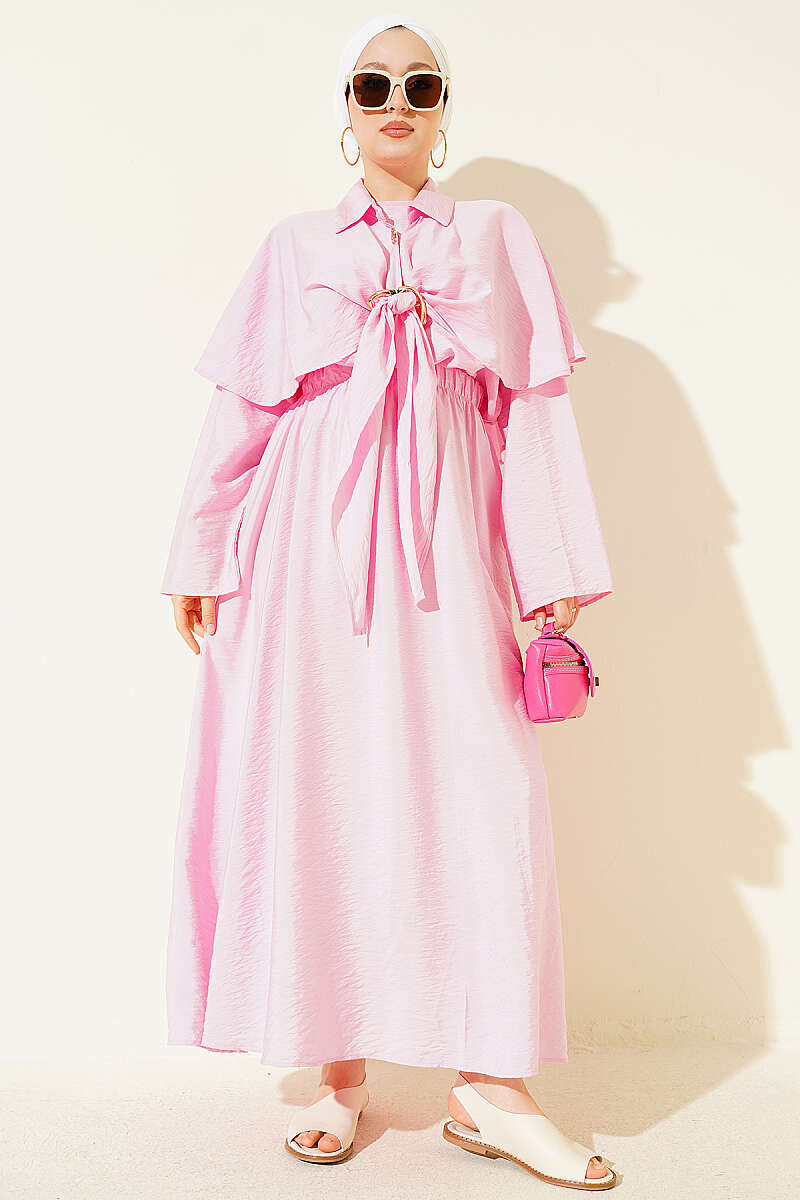 Three-Piece Set with Cape and Gold Buckle - Pink