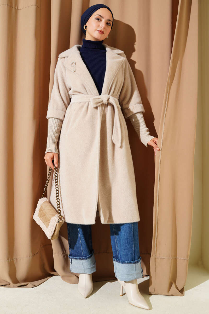Goldfox Coat with Ribbed Cuffs - Beige