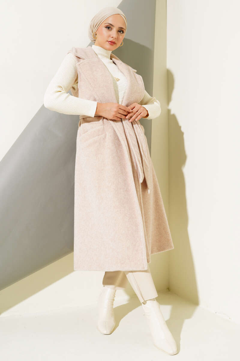 Long Belted Goldfox Vest - Powder