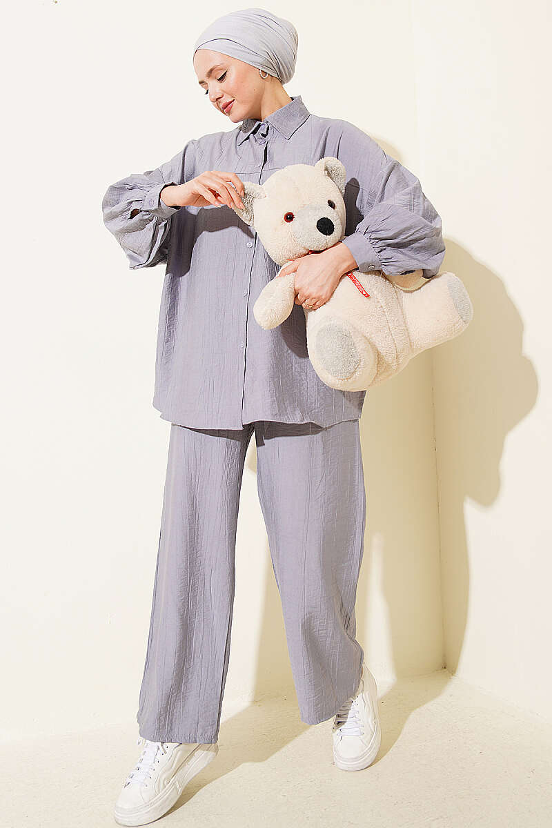 Shirt-Collar Two-Piece Set with Stitch Detail - Grey