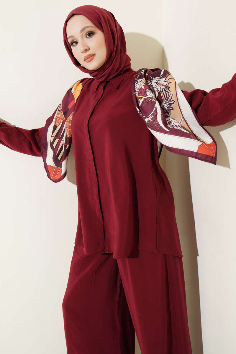 Shirt-Collar Two-Piece Set with Scarf - Burgundy