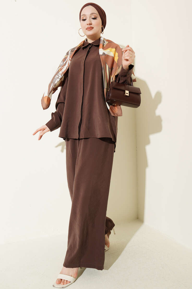 Shirt-Collar Two-Piece Set with Scarf - Brown