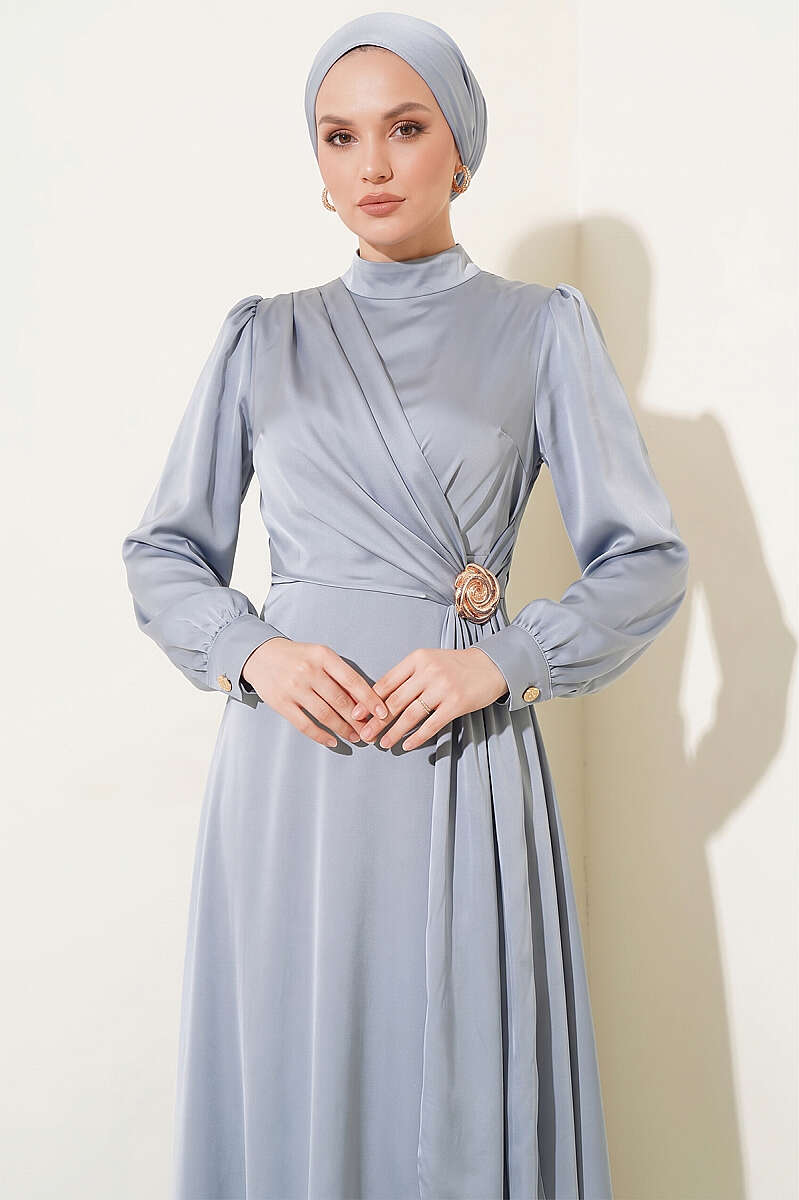 Satin Evening Dress with Rose Buckle - Grey