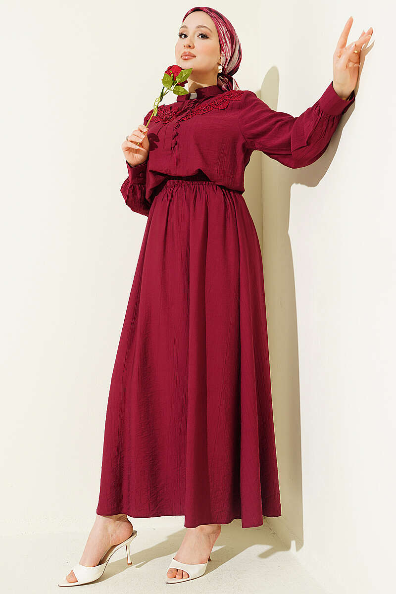 Guipure Skirt Set with Half Rivet Buttons - Burgundy
