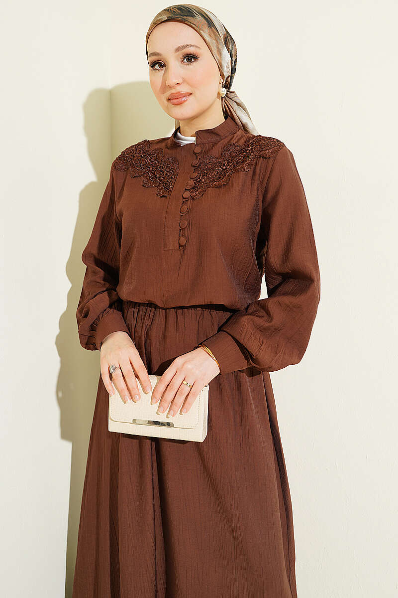 Guipure Skirt Set with Half Rivet Buttons - Brown