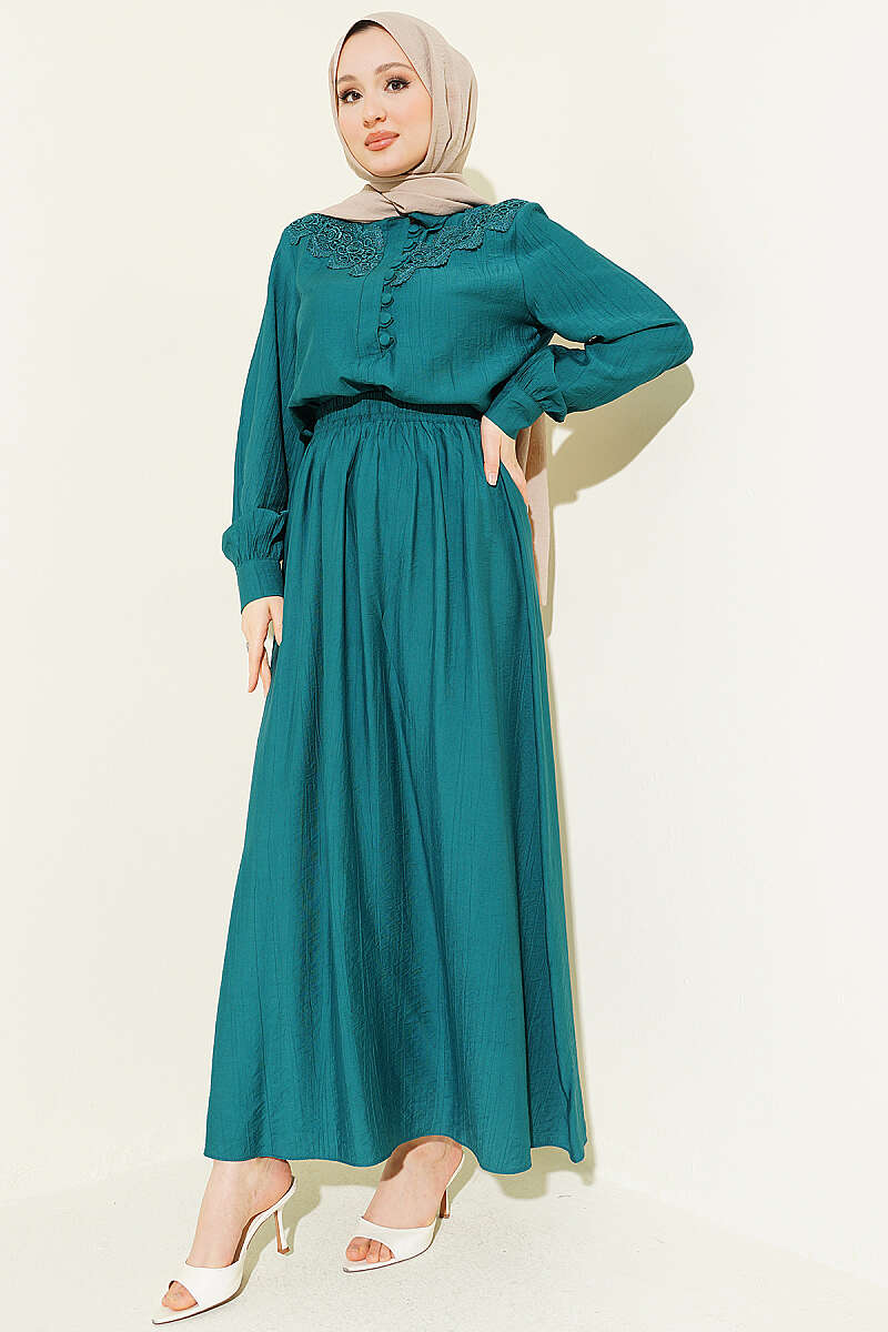 Guipure Skirt Set with Half Rivet Buttons - Emerald