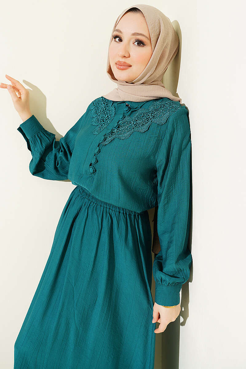 Guipure Skirt Set with Half Rivet Buttons - Emerald