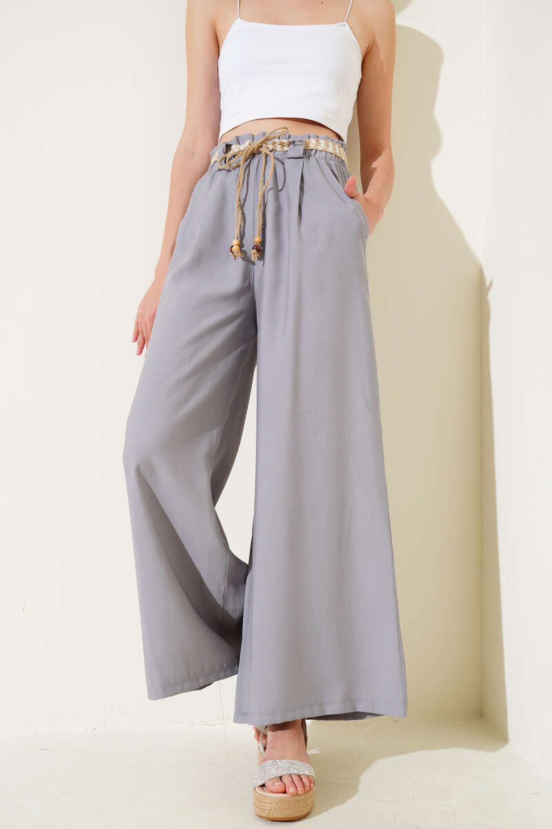 Wide-Leg Pants with Straw Belt - Grey