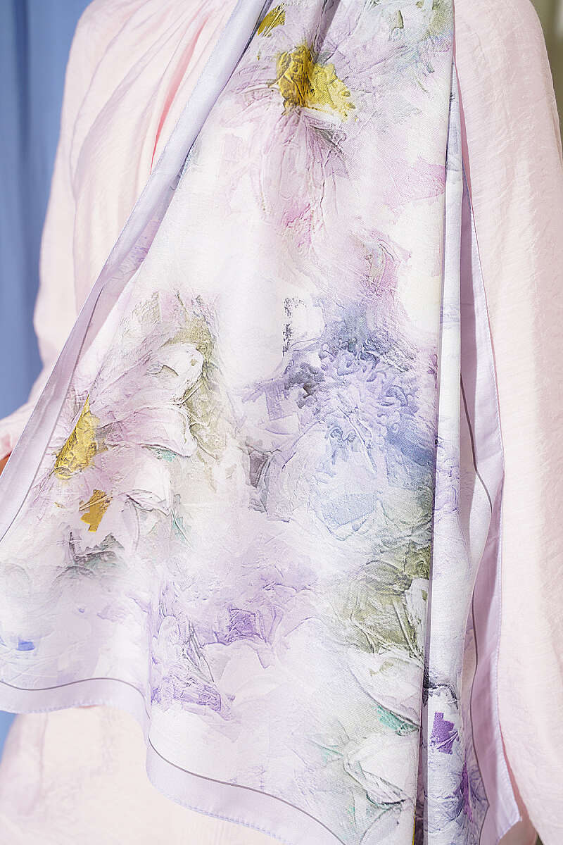 Floral Shawl with Fine Stripes - Light Lilac
