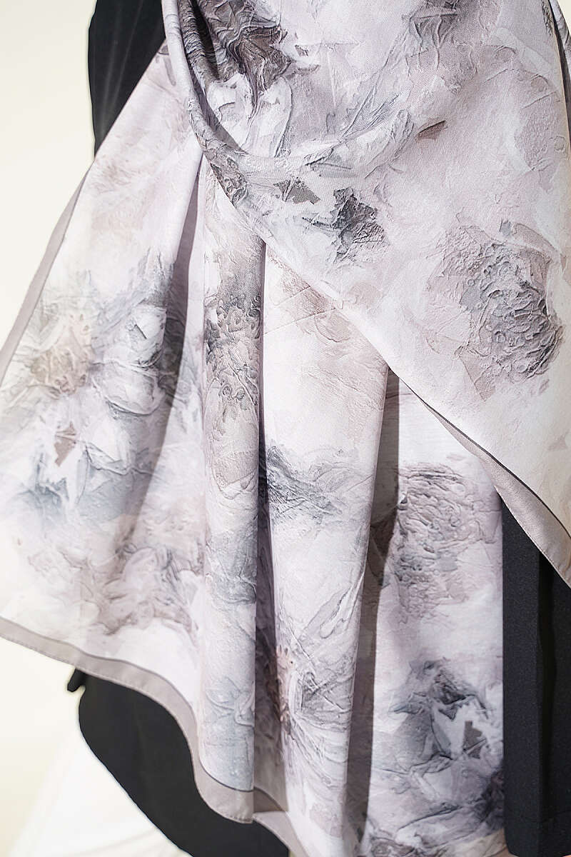 Floral Shawl with Fine Stripes - Mink