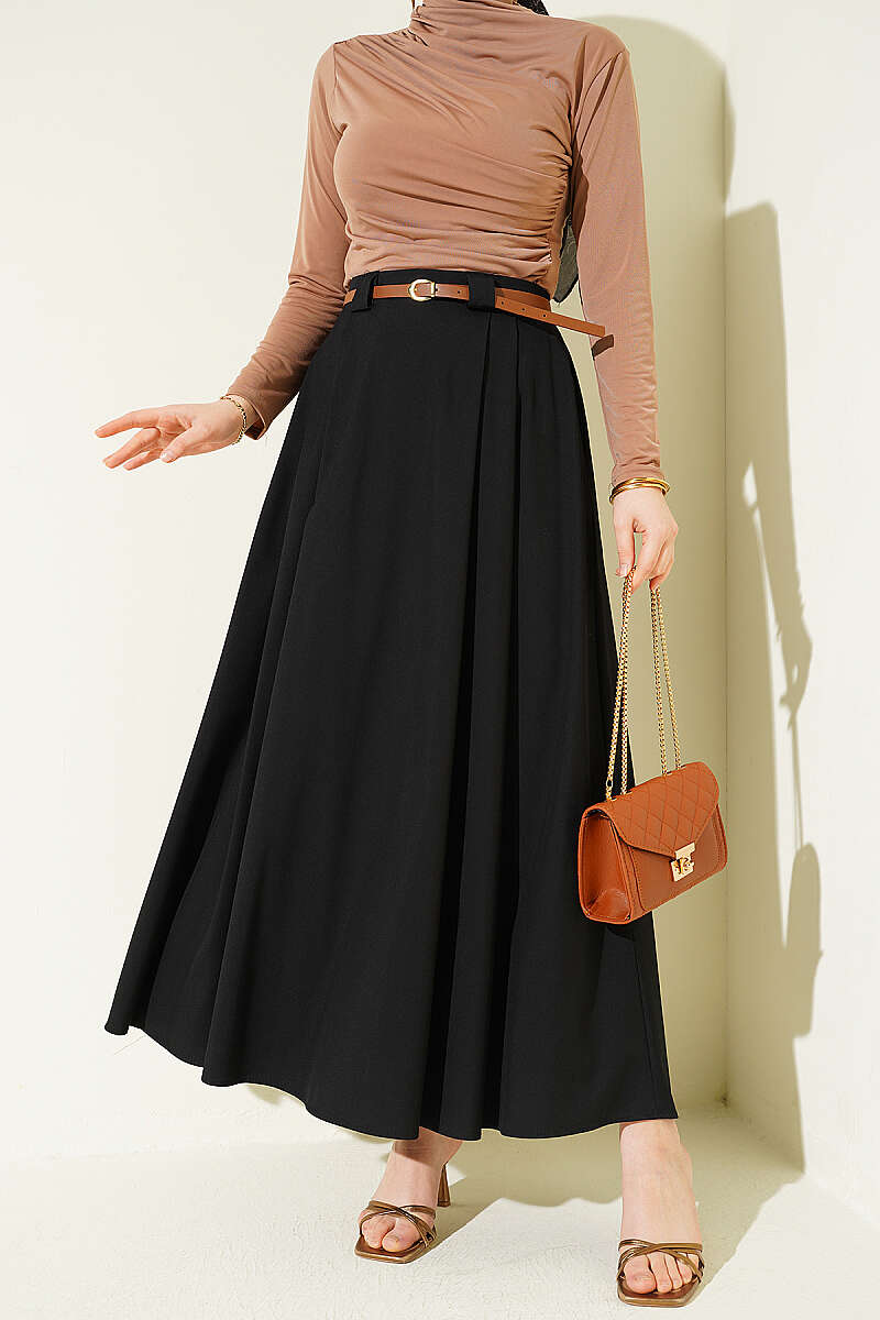 Pleated Skirt with Thin Belt - Black