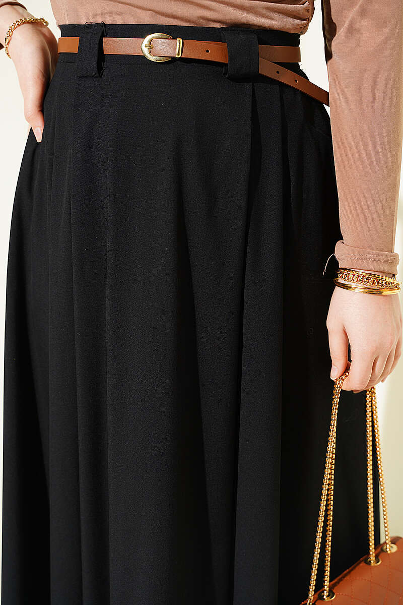 Pleated Skirt with Thin Belt - Black
