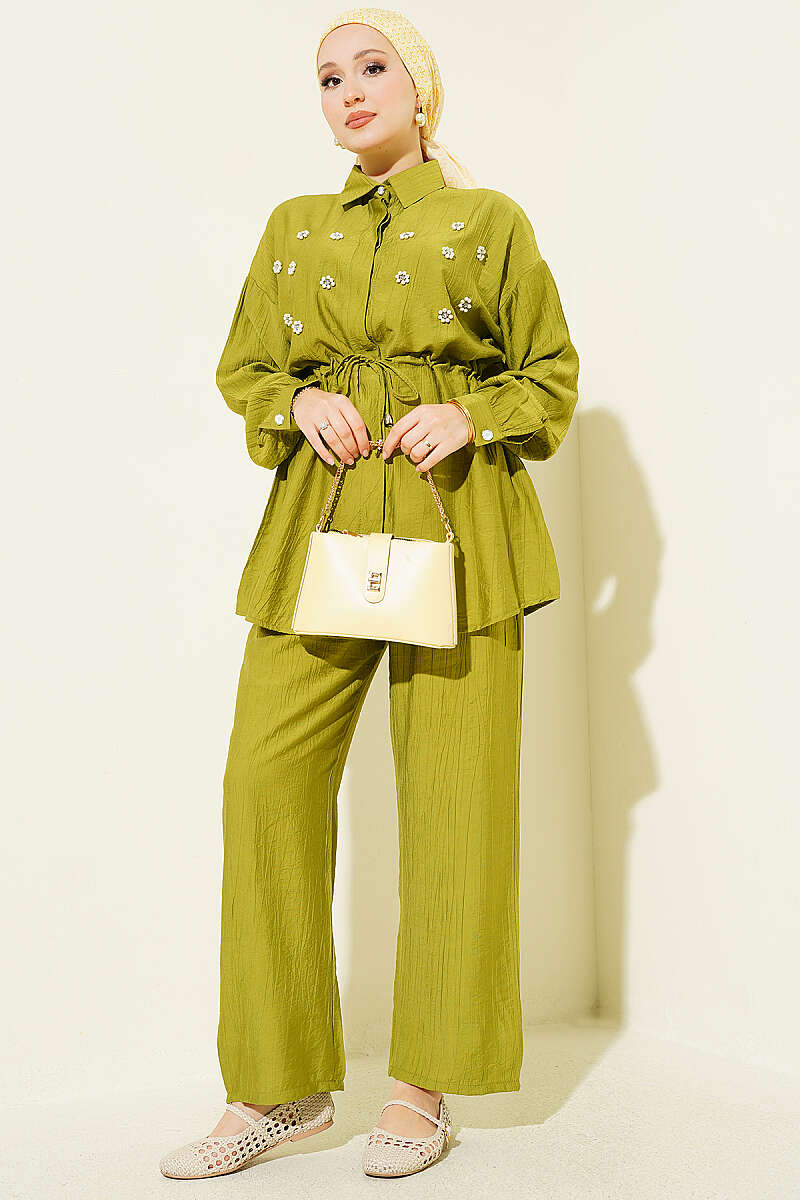 Two-Piece Set with Pearl Flowers and Concealed Buttons - Olive