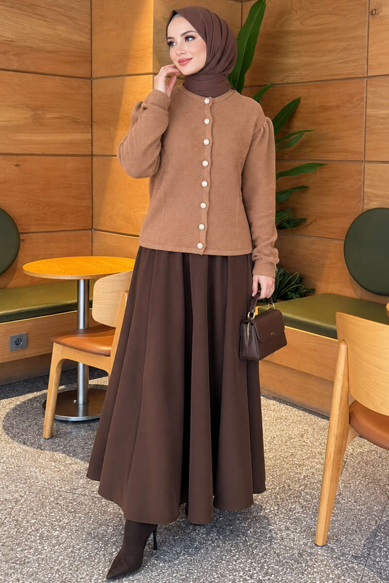 Knit Cardigan with Pearl Buttons - Camel